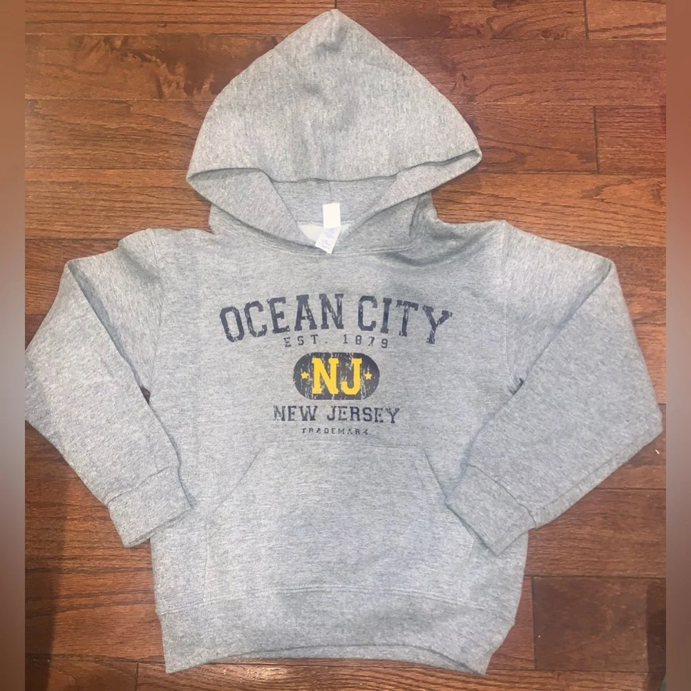 Lot of 4 Toddler Hoodies 4-5T – GAP NWT, Ocean City, Carters Camo, Wonder Nation